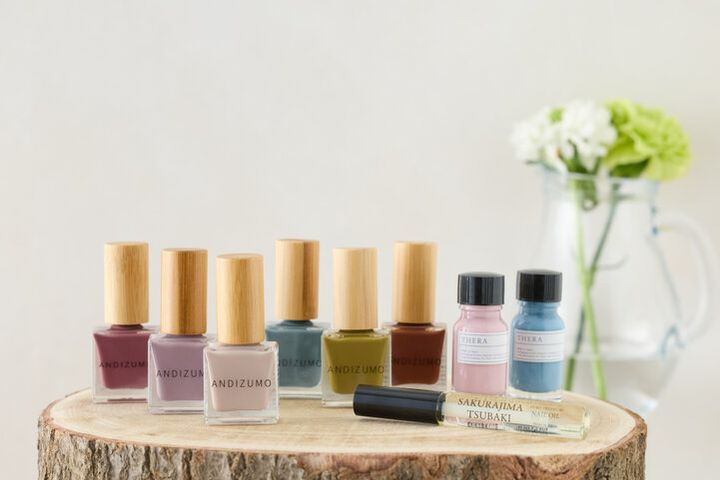ローカルの魅力が詰まった国産コスメで、爪先までうるうるに＜ネイルケア編＞