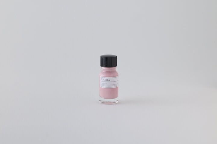 ローカルの魅力が詰まった国産コスメで、爪先までうるうるに＜ネイルケア編＞