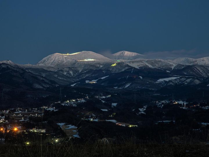 All About ニュース編集部が全国235人を対象に実施した「お月見スポット（北海道・東北地方）」に関するアンケートの調査結果から、好き＆行ってみたい「宮城県のお月見スポット」ランキングを発表！ 同率2位「蔵王連峰」「仙台城跡」を抑えた1位は？