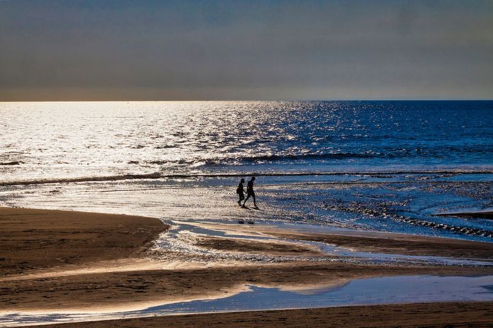バリ島でも有数の美しいサンセットが見られるチャングーのビーチ。