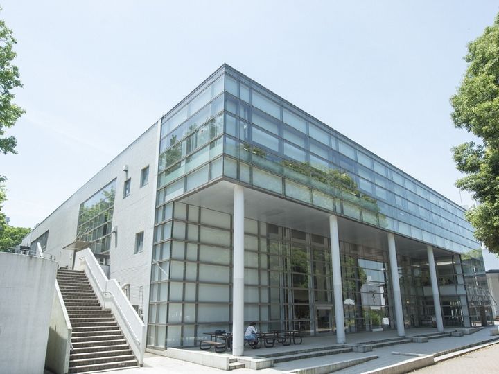 All About ニュース編集部は、全国10～70代の男女280人を対象に「地方国公立大学」に関する独自のアンケート調査を実施。子どもを進学させたいと思われている地方国公立大学で1位に選ばれたのは？（サムネイル画像出典：横浜国立大学公式Webページ）