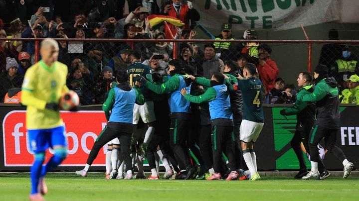 日本代表と対戦する王国ブラジル、高地4100メートルでまさかの敗戦…「史上最悪の成績でW杯予選を終える」