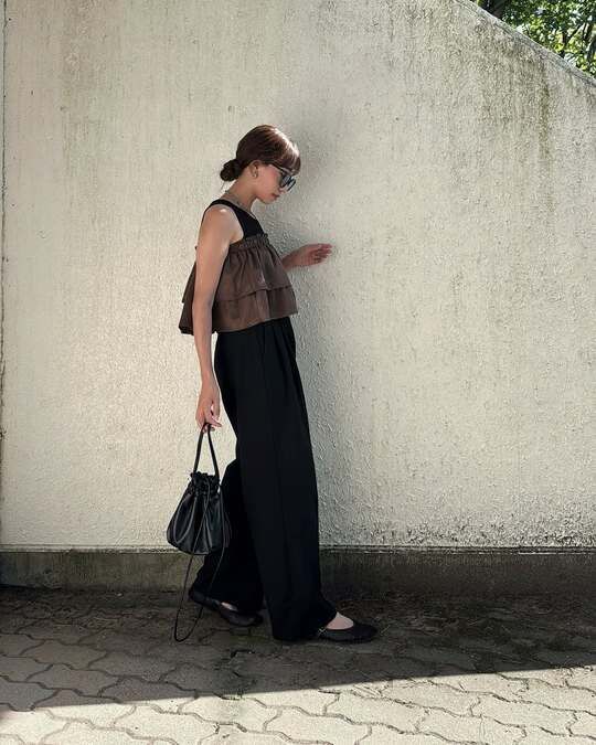 しまむら茶色ミニスカート2