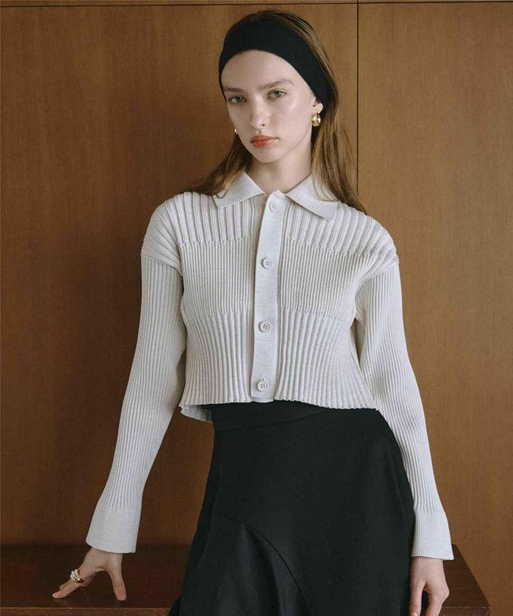 画像: 【CFCL(シーエフシーエル)】 PARIGOT別注 FLUTED GLITTER CROPPED SHIRT CARDIGAN¥71,500（税込）