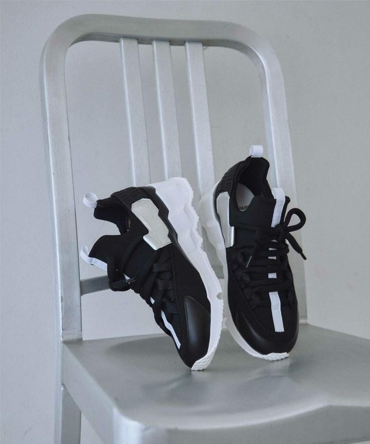 画像: 【PIERRE HARDY(ピエールアルディ)】 PARIGOT別注 トレックコメットスニーカー¥114,400（税込 ）