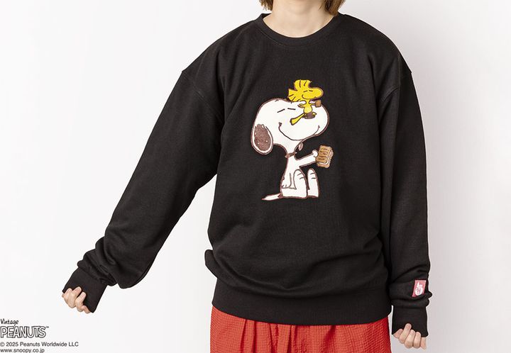 スヌーピー シュガーバターの木 トレーナー 着用イメージ