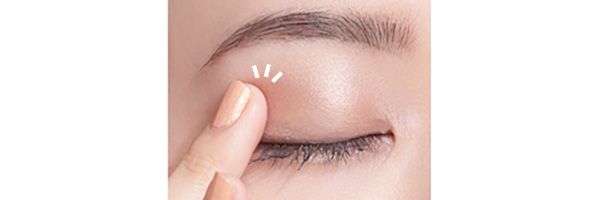 【外出先で崩れたら？】色つきバームで潤しつつ浮いてきた赤みをカモフラ