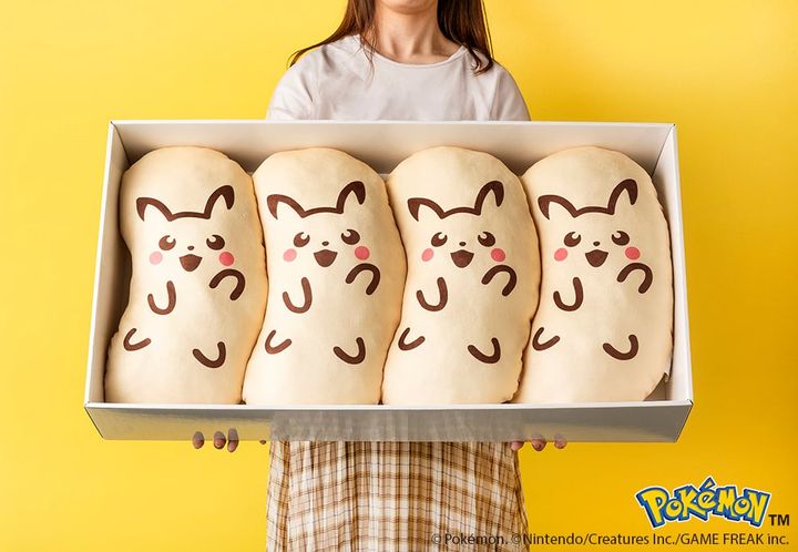 「ピカチュウ東京ばな奈」がクッションに！