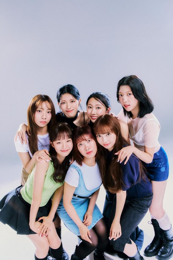 9月10日にデビューしたばかりの7人組クリエイティブガールグループ「Ettone（エトネ）」