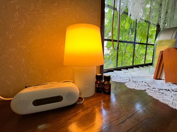 ライティングと香りの両方が楽しめます。2時間でOFFするタイマー付き