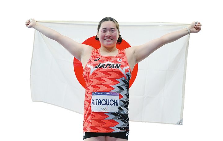 女子やり投で、世界大会（ブダペスト世界陸上とパリ五輪）を連覇している。チェコを練習拠点にしており、東京で“凱旋V”を目指す。