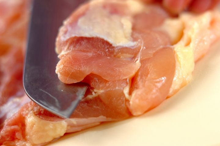 鶏肉のパリパリ焼き レモンバターソースの下準備1