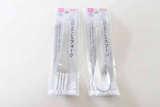 ダイソー ステンレスフォーク（燕製、18.4cm） ステンレススプーン（燕製、18.3cm） パッケージ