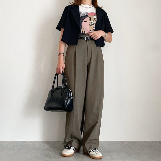 【Day6】遊び心あるプリントTでカジュアルスタイル