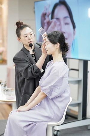 アヴァンセから個性を引き立てる「アイフルールパレット」が発売＆記念イベント開催！