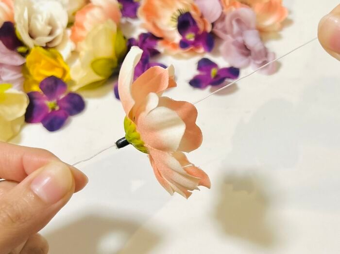 ただ飾るだけじゃもったいない！【100均】造花でおしゃれインテリアができちゃった♡