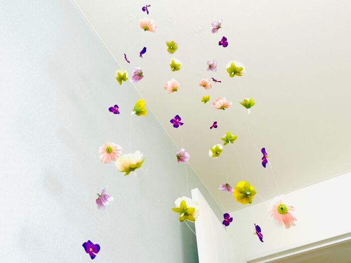 ただ飾るだけじゃもったいない！【100均】造花でおしゃれインテリアができちゃった♡