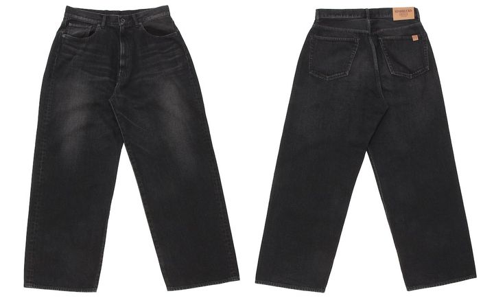 「STARBUCKS STAND by BEAMS ブラックデニムパンツ」3万8500円 カラー：ブラック サイズ：XS、S、M、L、XL