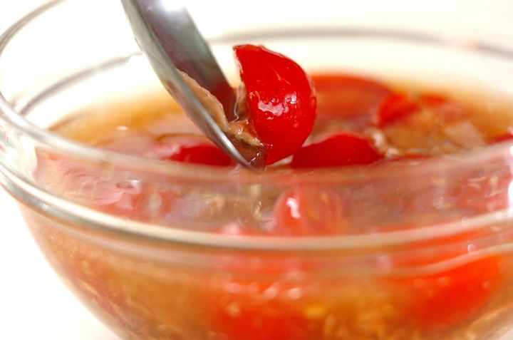 ツナトマ冷やしそばの下準備1