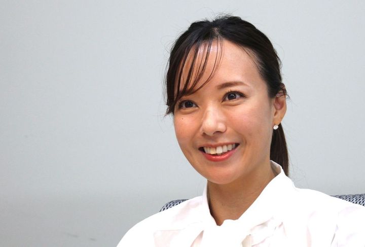 30歳で起業したことで苦労したことはなかったかと問うと「若さは武器にしかならない」と断言した