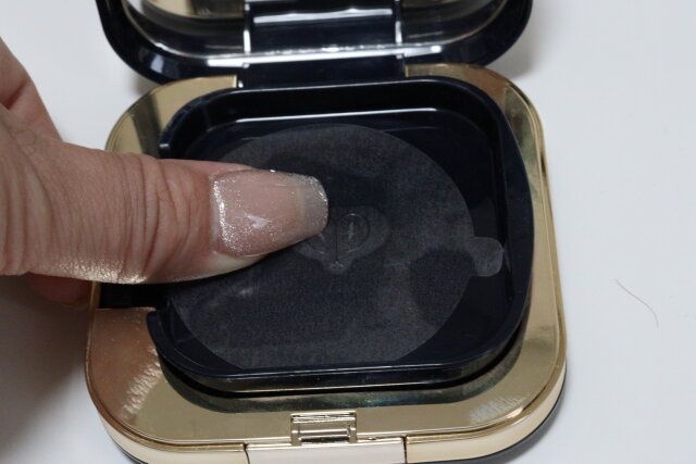 クッションファンデーション用抗菌シート 使用方法