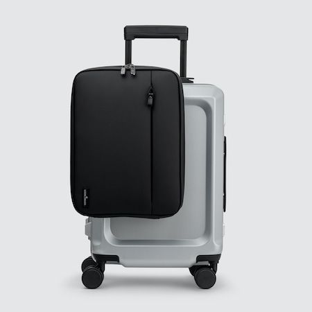 LEGEND WALKER初旗艦店記念モデル。最先端の機能美スーツケースOMOTESANDOを限定発売