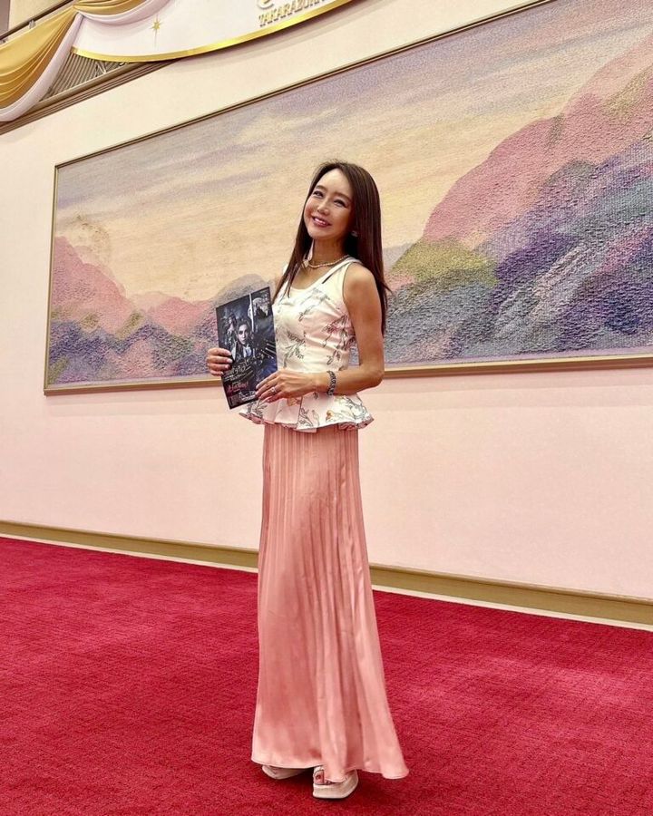 西谷さん宝塚観劇コーデ