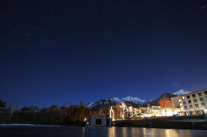 一度は泊まりたい、全国の天体観測のできる宿14選