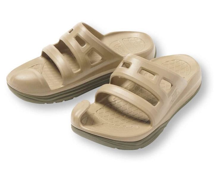 ［ヒール約4cm］9900円（ザ・ノース・フェイス／ゴールドウイン カスタマーサービスセンター）