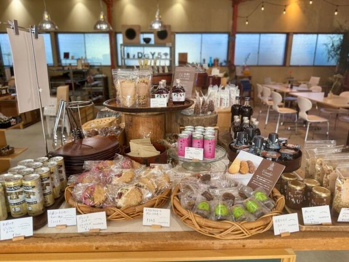 会津若松 ヒューマンハブ天寧寺倉庫 フード