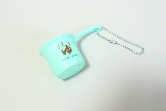 ダイソー キーホルダー（風呂椅子と湯おけ） 湯おけ