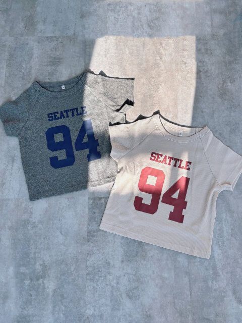 coca テレコリブロゴTシャツ チャコール ライトベージュ