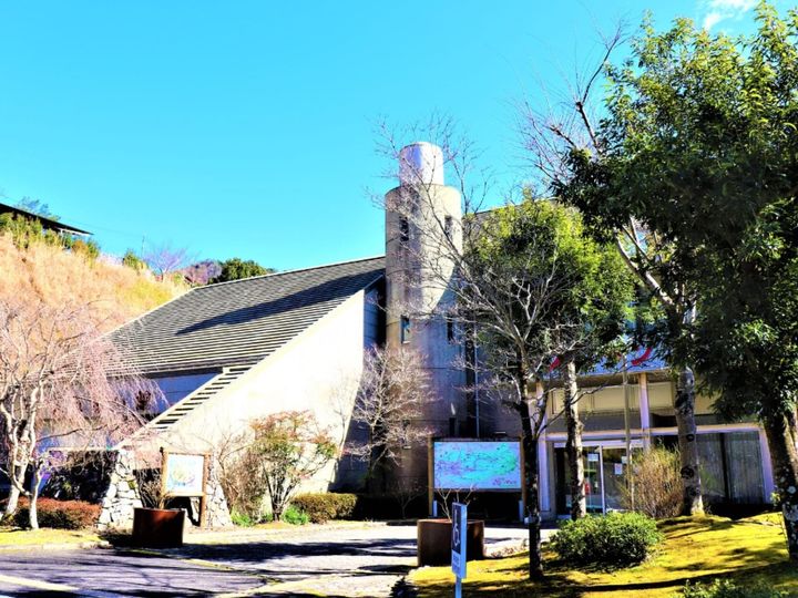 All About ニュース編集部が全国238人を対象に実施した「道の駅（旅の目的）」に関するアンケートの調査結果から、「旅の目的地にしたいと思う和歌山県の道の駅」ランキングを発表します。2位「しみず」を抑えた1位は？