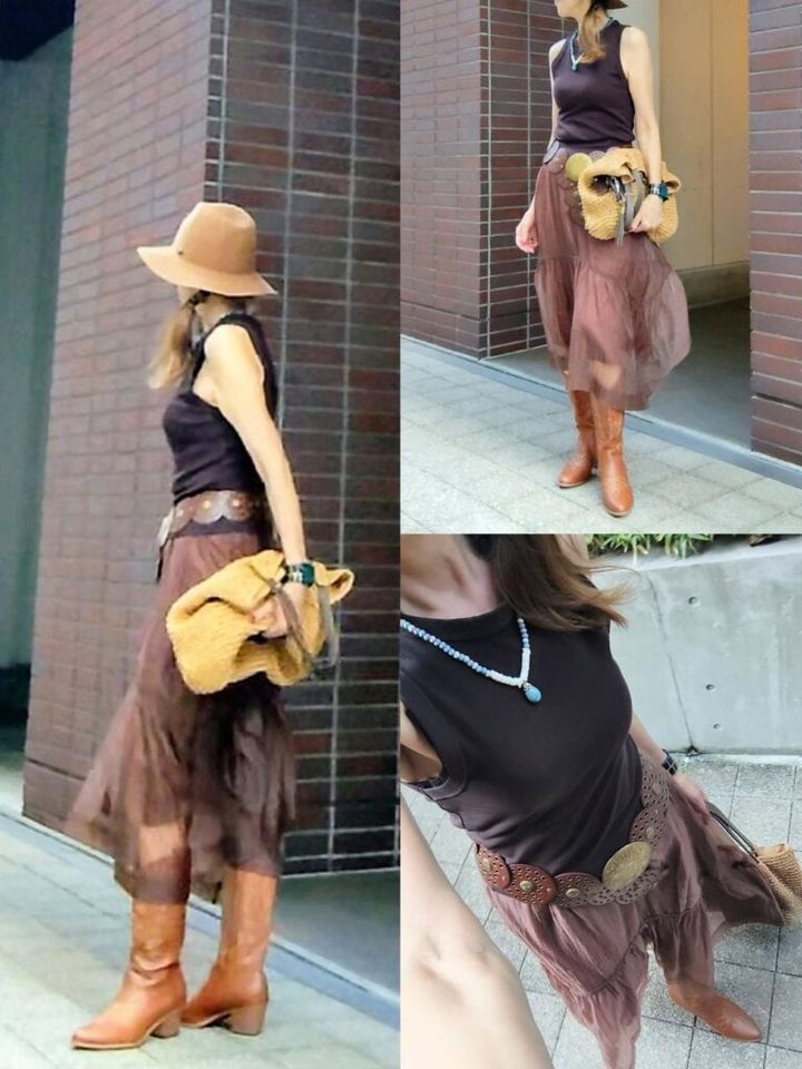 リブタンクトップ／H&M、 スカート／PISTA、 ベルト、ブーツ／SHEIN