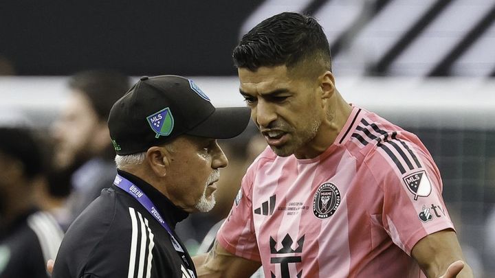 スアレスが受けた「最も長い出場停止処分」TOP5