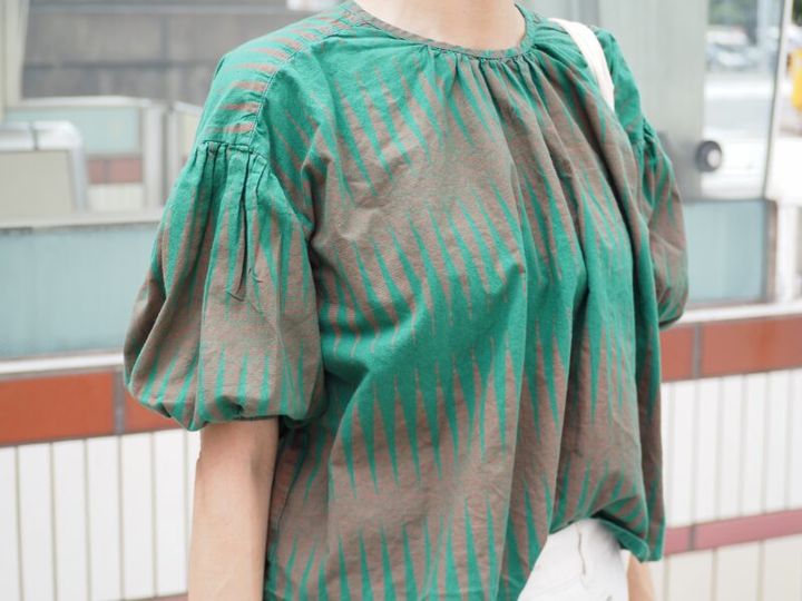 イア パピヨネのブラウス