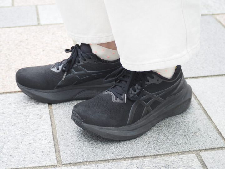 アシックスのスニーカー