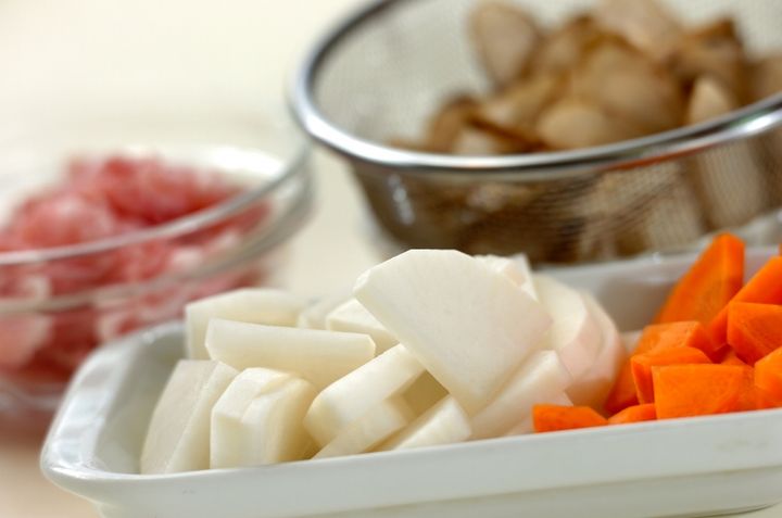 塩麹豚汁の下準備1