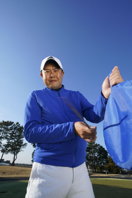 手首の使い方は「太鼓をたたくイメージ」パッティングのコツを解説