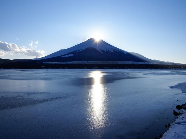 All About ニュース編集部が全国250人を対象に実施した「1人旅で行きたい温泉地に関するアンケート」の調査結果から、「1人旅で行きたい山梨県（富士五湖・甲府・山梨エリア）の温泉地」ランキングを発表！ 2位「山中湖温泉」を抑えた1位は？