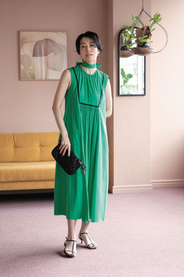 ワンピース／ロシャス バッグ／シャネル サンダル／ルタロン