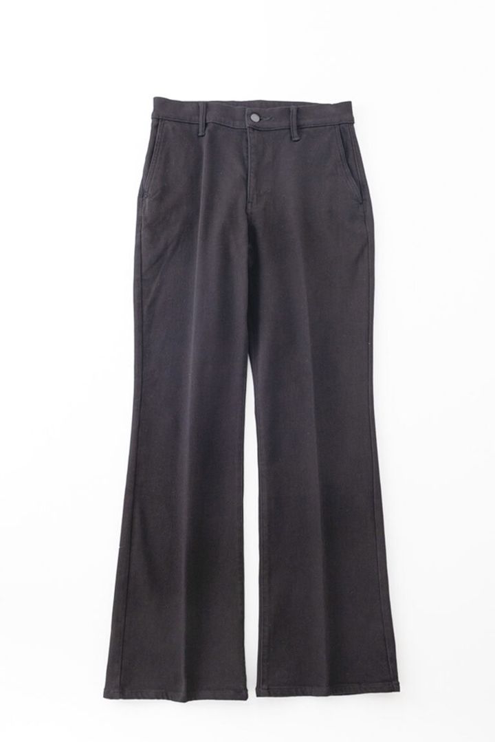 デニムパンツ¥4,990／ユニクロ