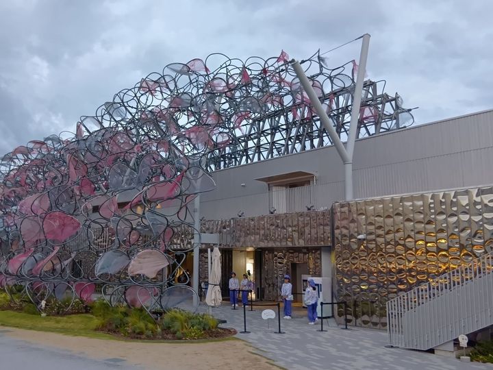 大混雑でも安心！関西万博を快適に巡る救世主バス『e Mover』はアトム級！お勧めの停留所とは？