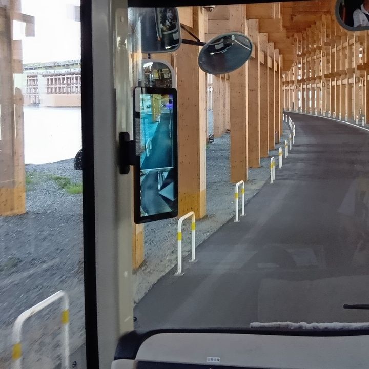 大混雑でも安心！関西万博を快適に巡る救世主バス『e Mover』はアトム級！お勧めの停留所とは？