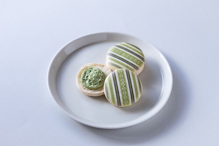 【福岡】縁起のよさを感じる彩り豊かなスイーツ、ホテルオークラ福岡の「ハカタマカロン『粋』」