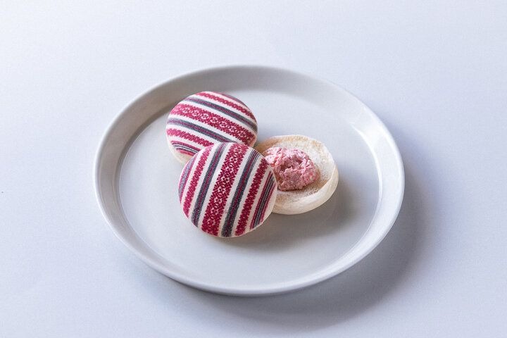 【福岡】縁起のよさを感じる彩り豊かなスイーツ、ホテルオークラ福岡の「ハカタマカロン『粋』」