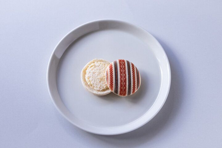 【福岡】縁起のよさを感じる彩り豊かなスイーツ、ホテルオークラ福岡の「ハカタマカロン『粋』」