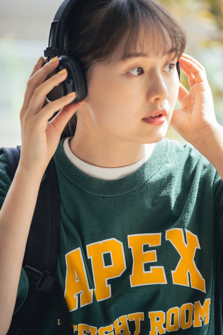 まだまだ暑い9月のTシャツ×チノパン着こなし2選。きりっと見せるコツって？【FUDGE FRIEND おしゃれさんの毎日コーディネート｜うさみ】