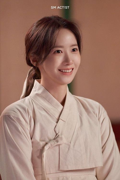 暴君のシェフ』で輝くイム・ユナの「歴代級ビジュアル」大絶賛の声