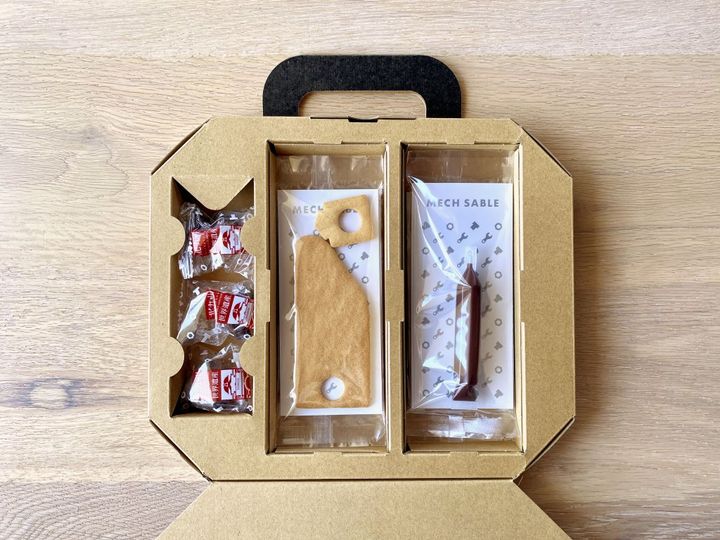 北九州の技術が産んだお土産！自分で組み合わせて作るお菓子「メカサブレ 新幹線セット」【旅するデザイナーがおすすめするお土産たち！】